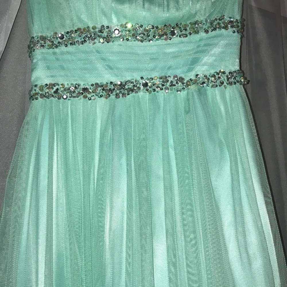 PROM DRESS